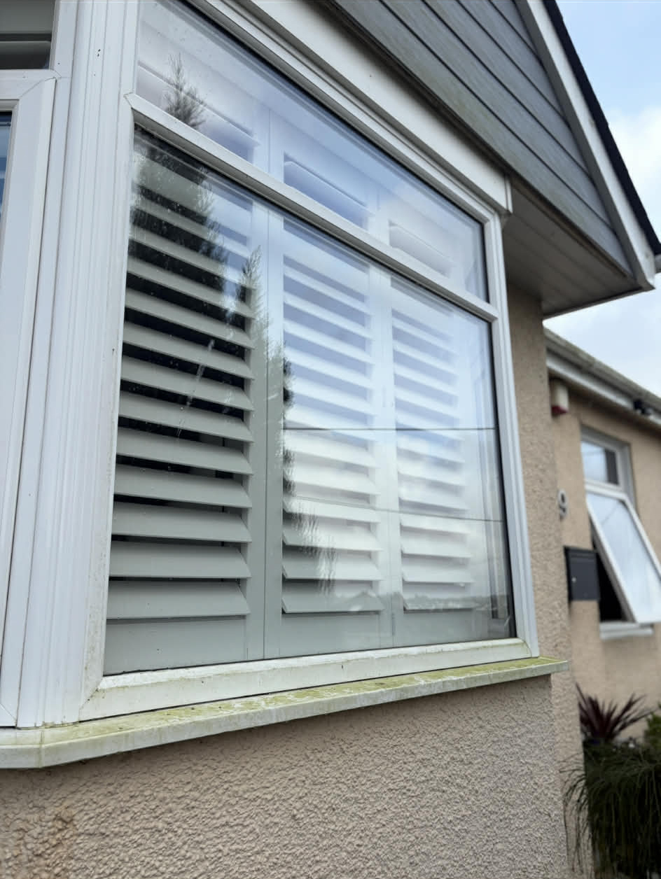 Window Cleaning - Before cleaning